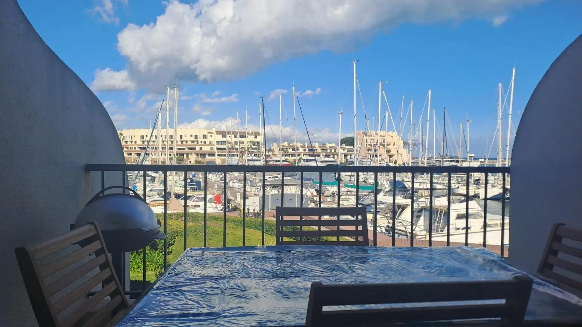 Marcogpel - Charmant Appartement Vue Port Proximite Saint-Tropez Cogolin