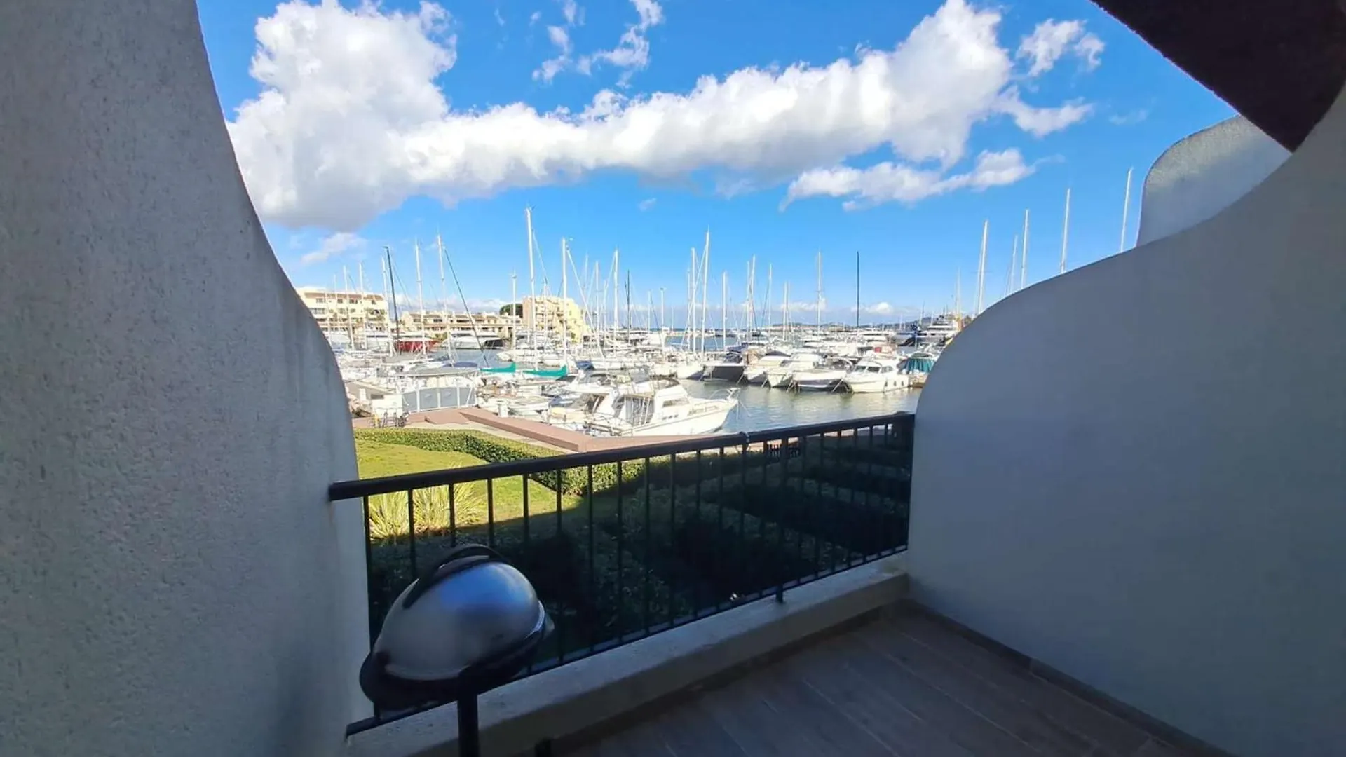 Marcogpel - Charmant Appartement Vue Port Proximite Saint-Tropez Cogolin 0*,  Fransa